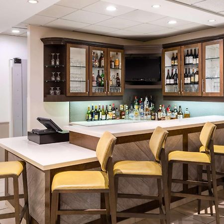 Hilton Garden Inn Bakersfield Eksteriør billede