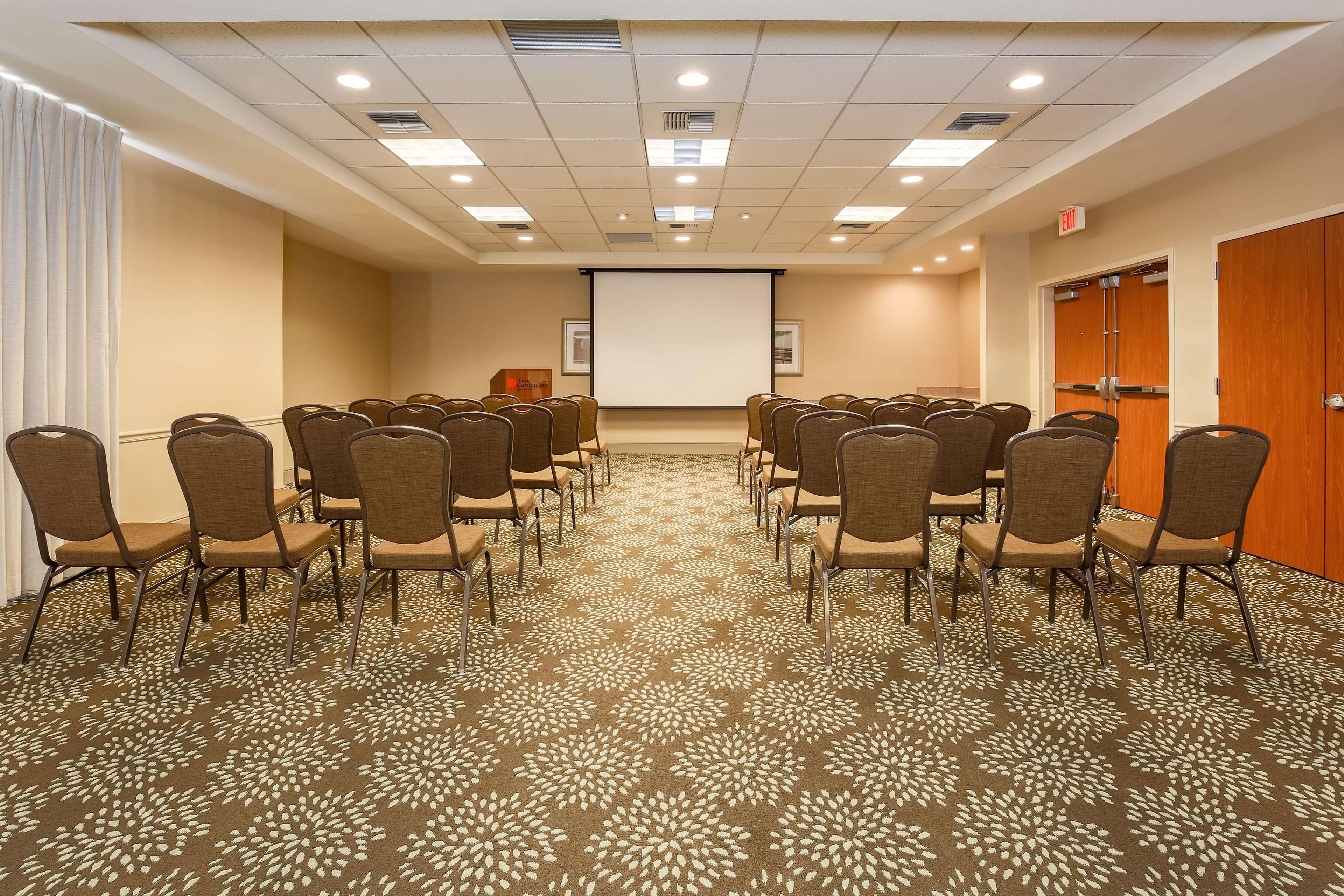 Hilton Garden Inn Bakersfield Eksteriør billede