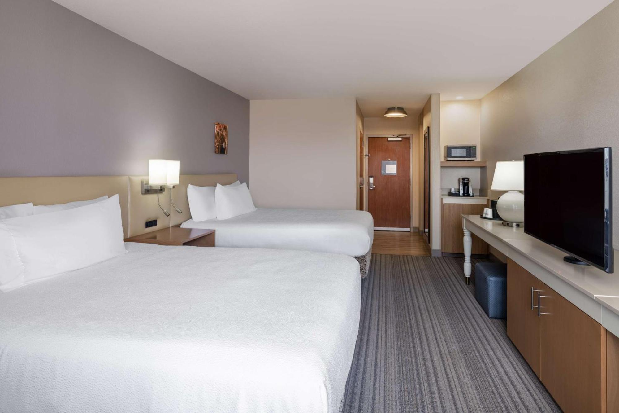 Hilton Garden Inn Bakersfield Eksteriør billede