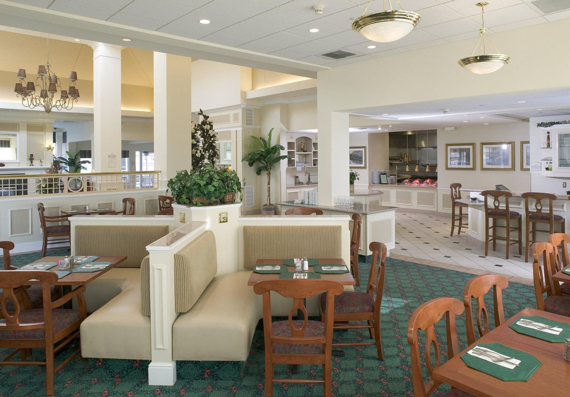Hilton Garden Inn Bakersfield Eksteriør billede
